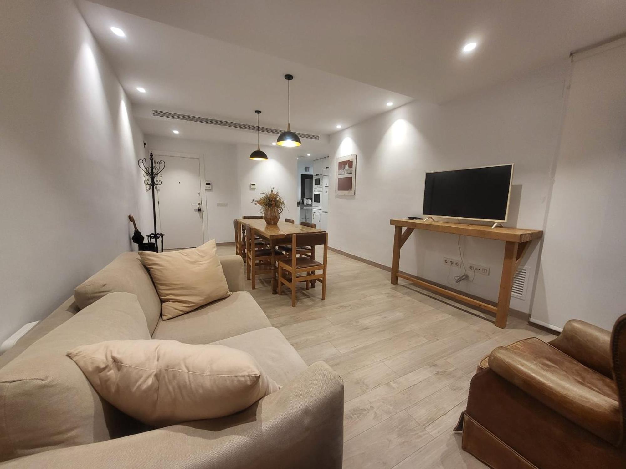 Turistic Girona - Piso De 1, 2 O 3 Habitaciones Exterior photo